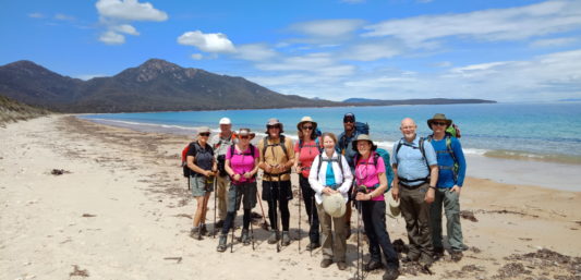 wineglass bay guided tour
