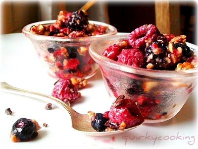 Recipe – Berry, nut, cacao nib mix